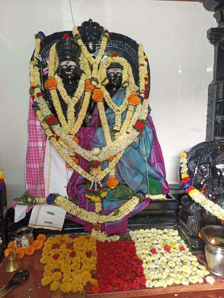 Sogal Shiva Parvathi